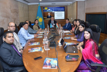 Фотография к новости: Үнді сарапшылары «Әділетті Қазақстанның экономикалық бағдарын» талқылады