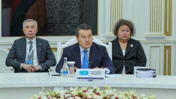 Фотография к новости: Смайылов ЕАЭО аясында навигациялық пломбаларды бизнеске ауыртпалық салмайтындай етіп енгізуге шақырды