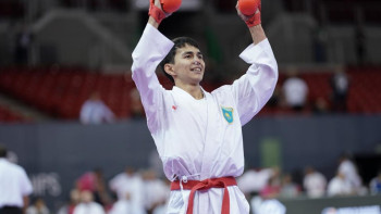 Фотография к новости: Қазақ каратэшілері үшін тарихи күн!