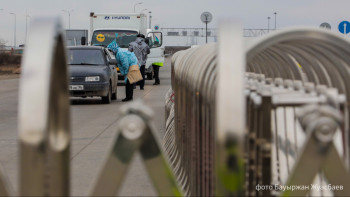 Фотография к новости: Сібір жарасы. Қарағанды облысының кентіне блок-бекет қойылды