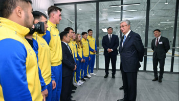 Фотография к новости: Тоқаев ел игілігі үшін еңбек етіп жатқан кәсіпкерге ризашылығын білдірді