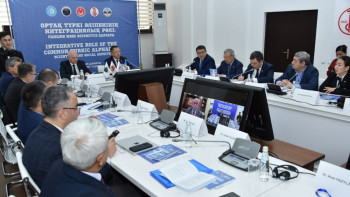 Фотография к новости: Алматыда әліпбиді бірізділендіру мәселесі талқыланды