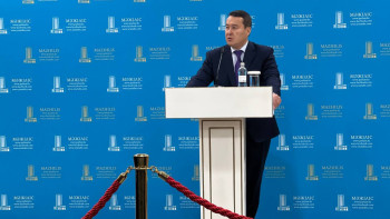 Фотография к новости: Шенеуніктер де тергеледі. Премьер қаза тапқан кеншілердің отбасынан кешірім сұрады