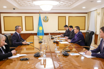 Фотография к новости: Смайылов пен Orano компаниясының өкілі энергетика саласындағы ынтымақтастықты талқылады