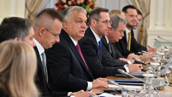 Фотография к новости: Орбан бауырлас Қазақстан халқына алғыс айтты