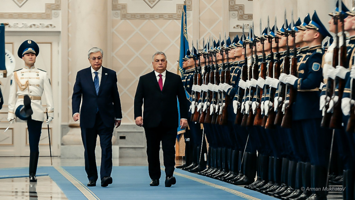 Президент Ақордада Мажарстан премьер-министрін қарсы алды