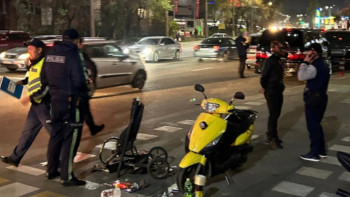 Фотография к новости: Алматылық мопед жүргізушісі арбадағы баланы қағып кетті