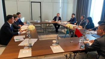 Фотография к новости: Қазақстан мен Қытайдың көлік вице-министрлері ынтымақтастықтың өзекті мәселелерін талқылады