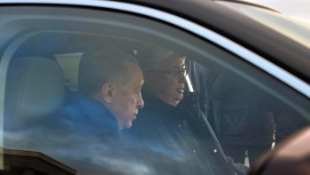 Фотография к новости: Тоқаевқа Түркияда шығарылған TOGG электромобилі сыйға берілді