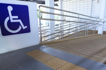 Фотография к новости: Алматыда 97 әлеуметтік нысан мүгедектігі бар адамдарға толығымен бейімделді