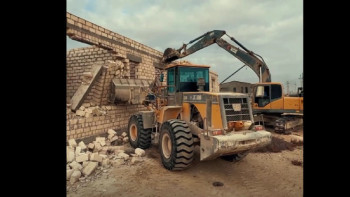 Фотография к новости: Ақтауда заңсыз салынып жатқан қонақ үй сүрілді