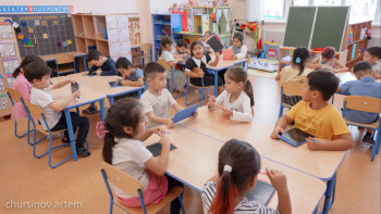 Фотография к новости: Депутаттар әрбір төртінші балаға 2,3 млн теңгеден беруді ұсынды