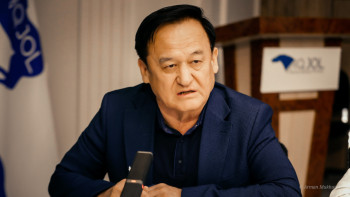 Фотография к новости: Мұнай мен газдың үстінде отырып, өзге елдердің соңында тезек теріп қалдық – Қазыбек Иса