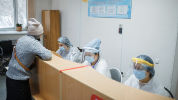 Фотография к новости: Елде 8 мың бала қызылшаға қарсы екпе алды