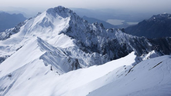 Фотография к новости: Алматы тауларында қар көшкіні жүруі мүмкін