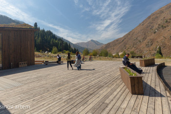 Фотография к новости: Алматыға келген шетелдік туристер саны 73%-ға артты