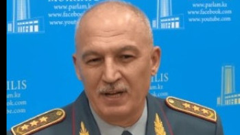 Фотография к новости: Баламды әскерге өзім жетектеп апарамын – Қорғаныс министрі