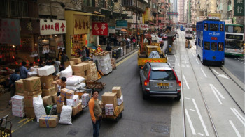 Фотография к новости: Қытайлық аяқ киім өндірушілері елімізге импортталынатын аяқ киімді тегін таңбалайды