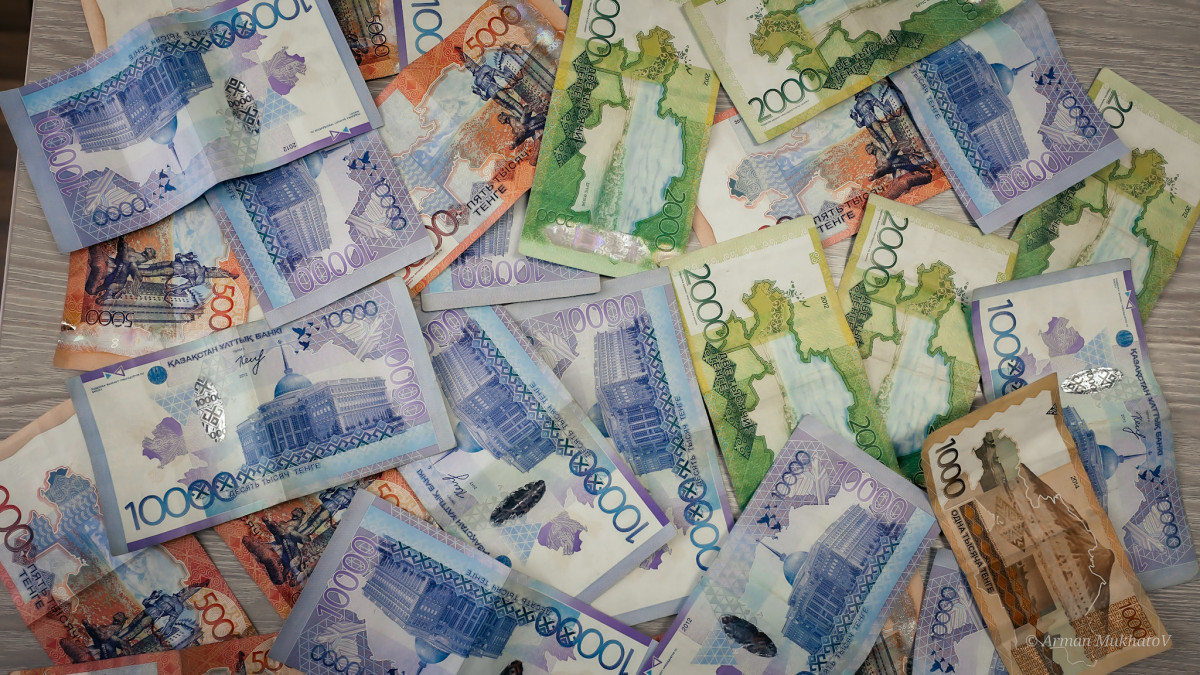  Арман Мухатов  - архив