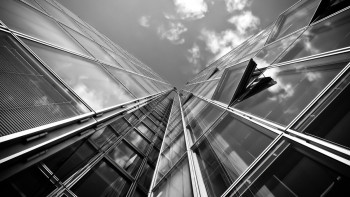 Фотография к новости: Алматыда 20-қабаттан құлап кеткен жігіттің ісі суицидке дейін жеткізу бабымен тергеледі