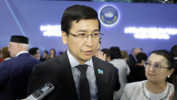 Фотография к новости: Жалақы, грант, балабақшаға кезек. Аймағамбетов шешімін тапқан мәселелер жайлы айтты