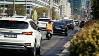 Фотография к новости: «Жабайы таксилер көбейіп кетті». Депутат тексеріс жүргізуді ұсынды