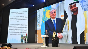 Фотография к новости: Қошанов Мемлекет басшысының атынан БАӘ Ұлттық күнімен құттықтады