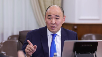 Фотография к новости: Қаржылай сауатты болып, ақша жинау қажет. Министр жалдамалы пәтерде тұратын жастарға кеңес айтты