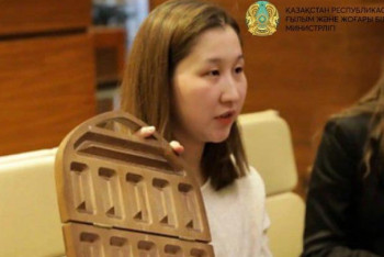 Фотография к новости: Қазақстан студенті Берлинде ұлттық ойындарды таныстырды