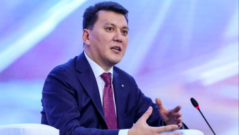 Фотография к новости: Қарин сүйінші жаңалық айтты