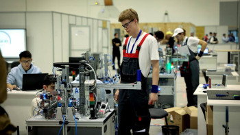 Фотография к новости: Студенттер worldskills kazakhstan алаңында өз жұмыстарын көрсетуде