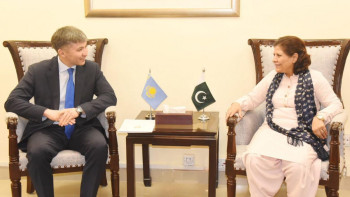 Фотография к новости: Қазақстанның Елшісі Пәкістанның Қаржы басшысымен кездесті