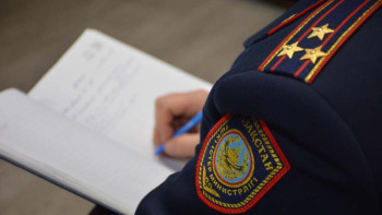 Фотография к новости: Мұғалімді балағаттау, жолақы төлемеу: 2024 жылы заң бұзғандар қанша теңге айыппұл төлейді?