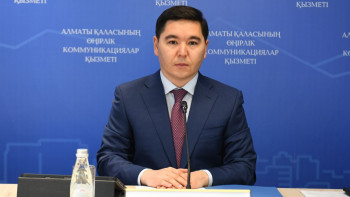 Фотография к новости: Алматыдағы Әуезов ауданының әкімі 10 айдағы жұмысы туралы есеп берді