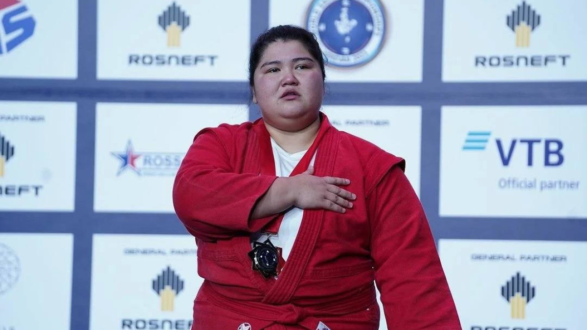  Кейіпкердің жеке мұрағатынан