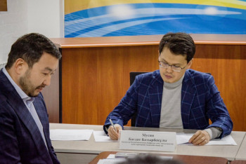 Фотография к новости: Министр Ақмола облысындағы ауылдарға қосымша базалық станциялар орнатуды тапсырды