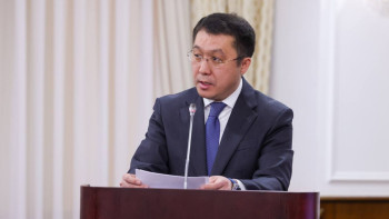 Фотография к новости: "Бюджет қарастырылмаған". Министр Қазақстандағы жолдардың жай-күйі туралы айтты