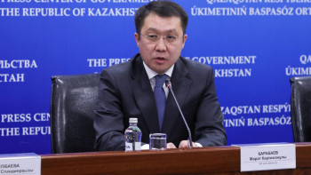 Фотография к новости: Министр: Жерді жеке меншікке беруге тыйым салу қажет