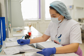 Фотография к новости: Алматыда  қызылшамен ауырған балалардың саны екі мыңнан асып кетті