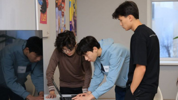 Фотография к новости: Оқушы жолдарда шұңқырларды іздеуге арналған қосымша әзірледі