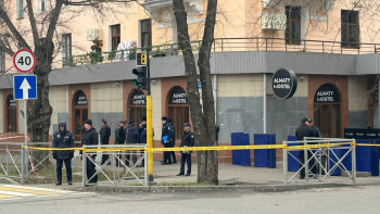 Фотография к новости: Алматыдағы өрт. Хостелде шетел азаматтары да болған