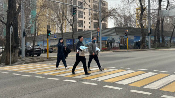 Фотография к новости: Алматыдағы жатақханада болған өрттен 59 адам құтқарылды