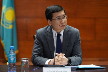 Фотография к новости: Мектеп директорлары орынбасарларының санын қысқарта алады - Аймағамбетов