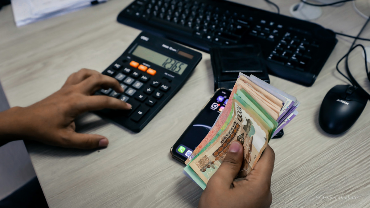  Арман Мухатов  - архив