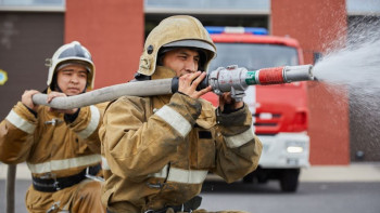 Фотография к новости: Алматыда өрттен 70 тұрғын эвакуацияланды