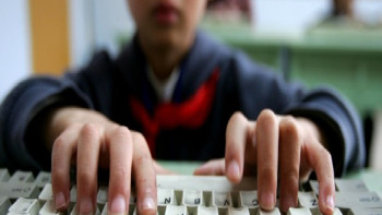 Фотография к новости: БҚО оқушылары мектепте порнографиялық сайттарға еркін қол жеткізіп келген