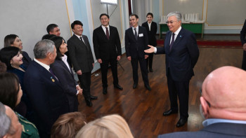 Фотография к новости: Президент Ақтөбе облысы әкіміне жаңа театр салуды тапсырды