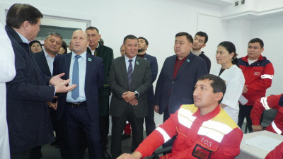 Жедел жәрдем қызметіне құны 55 млн теңге ӨЖЖ аппараты тарту етілді