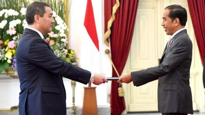 Қазақстан Елшісі Индонезия Президентіне сенім грамоталарын тапсырды