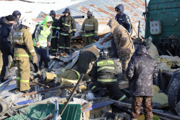 Фотография к новости: Қостанайдағы жарылыс. Үйінді арасынан екі адам табылды